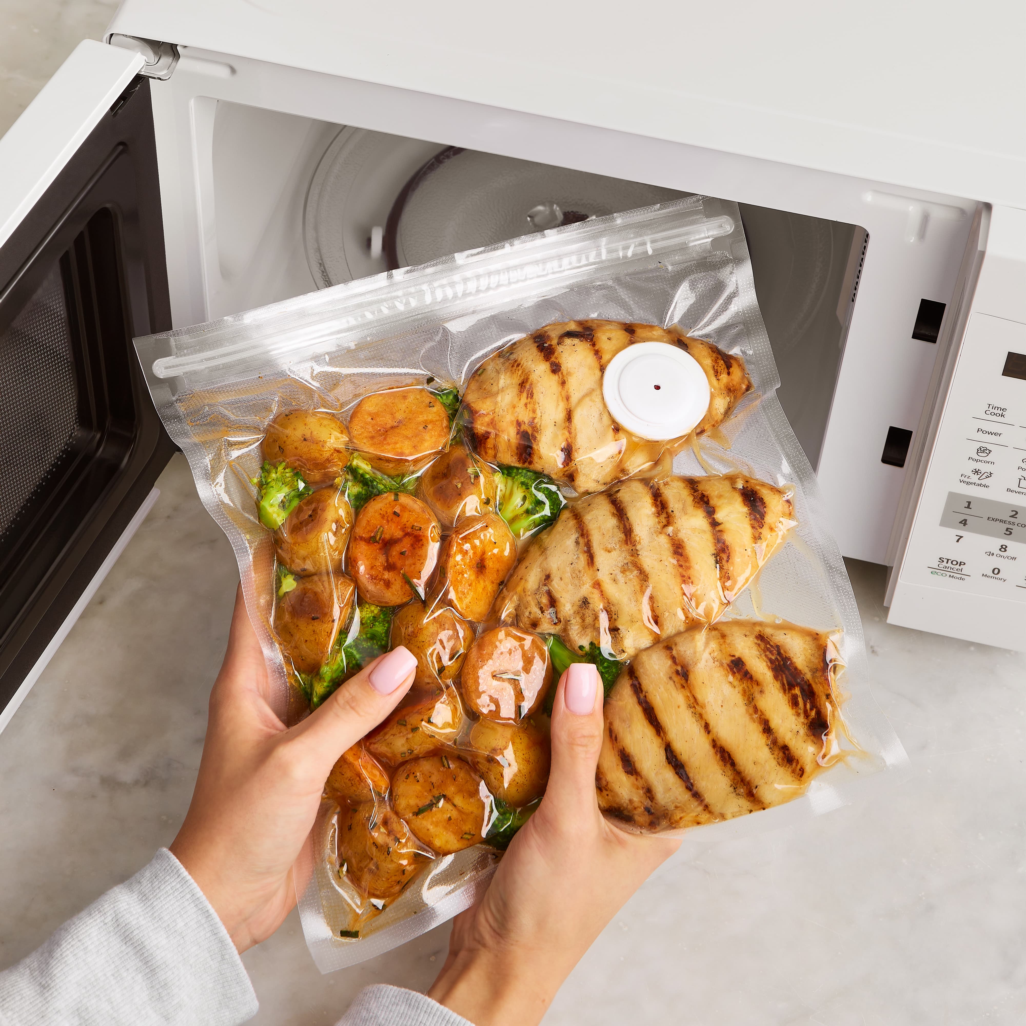 FreshLock™️ - Food Preserve Vacuum Sealer - Image 6